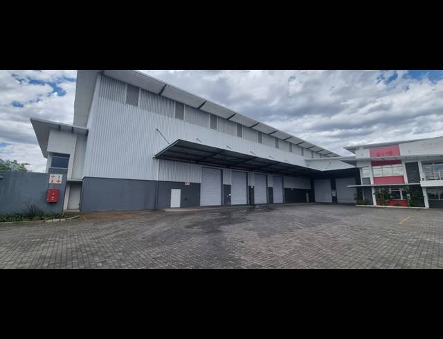 4,209M² WAREHOUSE TO LET IN AIRPORT INDUSTRIA